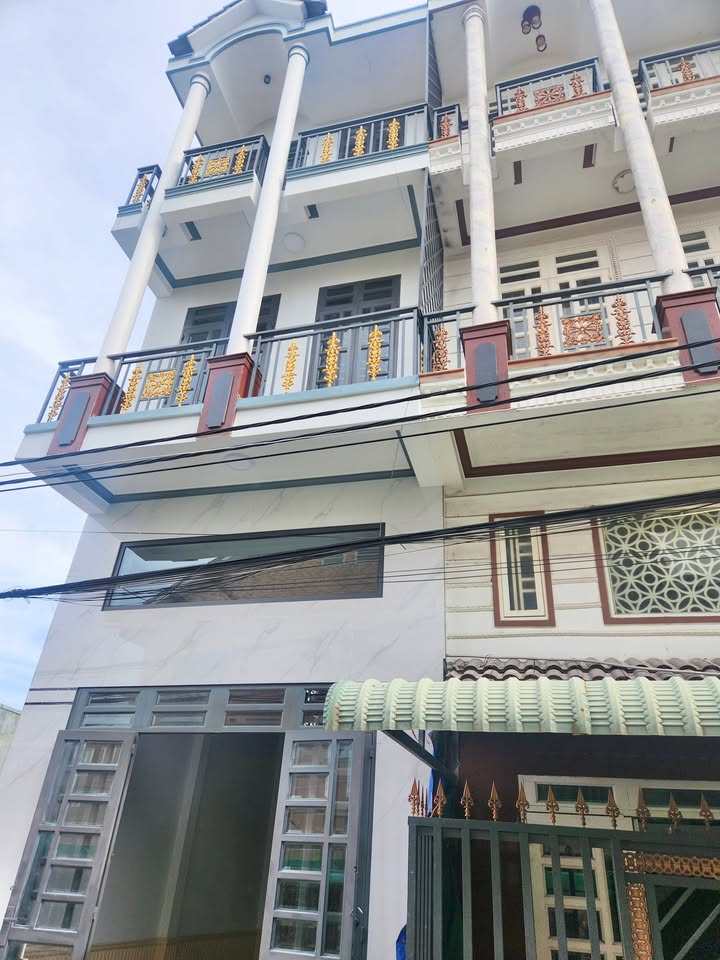 Nhà 1 trệt 2 lầu Hẻm 112 Đường Hoàng Quốc Việt 59.6m² giá 3 tỷ - Sổ hồng chính chủ