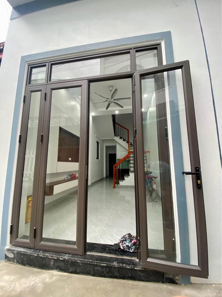 Nhà 3 tầng Phạm Hồng Thái, 40.7m² giá 2.35 tỷ - Vị trí trung tâm thuận tiện!