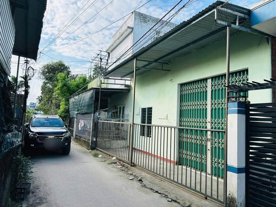 Nhà hẻm Lê Quý Đôn, Quảng Ngãi 104m² giá 1.4 tỷ - Chính chủ bán gấp!