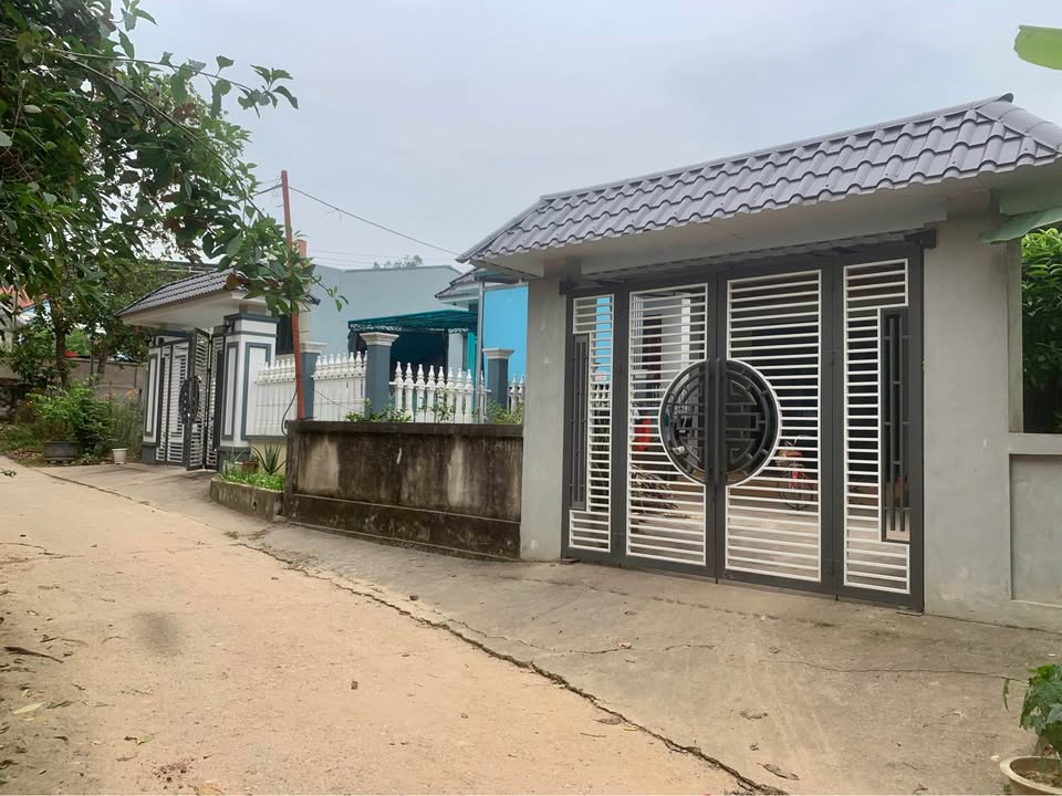 Đất thổ cư Tổ 10 Nông Tiến 90m² giá thương lượng - Đường ô tô đỗ cửa