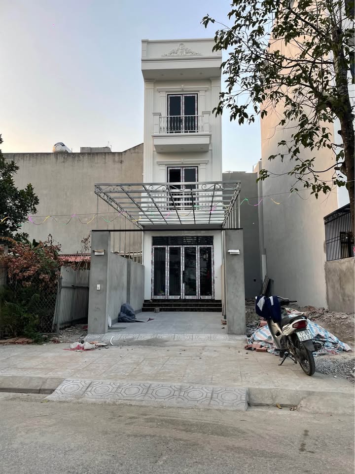 Nhà 3 tầng Kỳ Bá 43m² giá 4.5 tỷ - Thiết kế hợp lý, ô tô vào tận nơi!