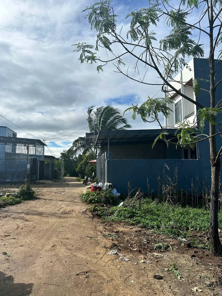 Đất thổ cư Xã Ea Kao 150m² giá 1.25 tỷ - Tiện ích đầy đủ xung quanh!