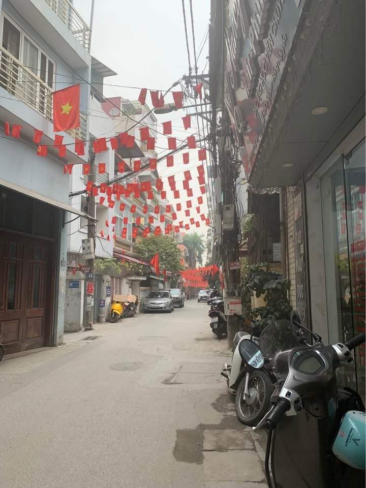 Nhà riêng Nghĩa Tân, Cầu Giấy 50m² giá 15 tỷ - Ô tô vào tận nhà!