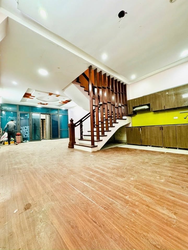 Nhà phố Mỹ Đình 50m² giá 9.98 tỷ - Sổ đỏ nở hậu, chính chủ!