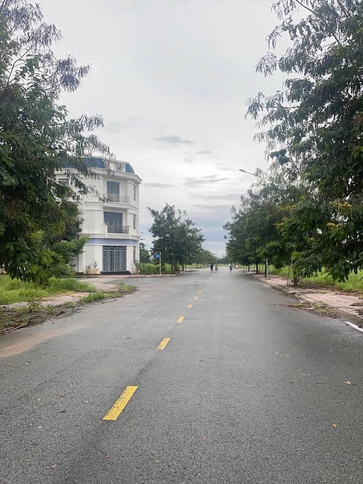 Đất mặt tiền đường nhựa Bến Cát 110m² giá 1.09 tỷ - Cơ hội đầu tư vàng!