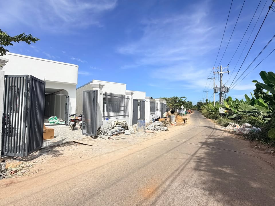 Nhà vườn 320m² tại Thanh Bình, Trảng Bom, Đồng Nai - Giá chỉ 1.99 tỷ, đầu tư sinh lời ngay!