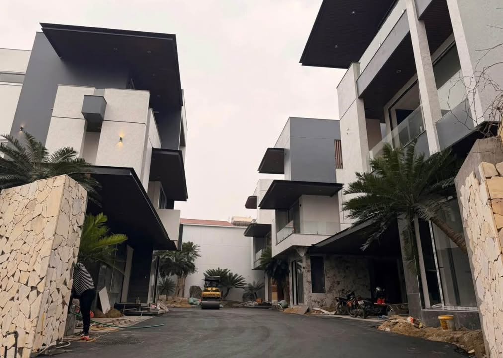 Biệt thự Townhouse Hùng Sơn, Thái Nguyên 160m² giá 6 tỷ - Bàn giao full nội thất!