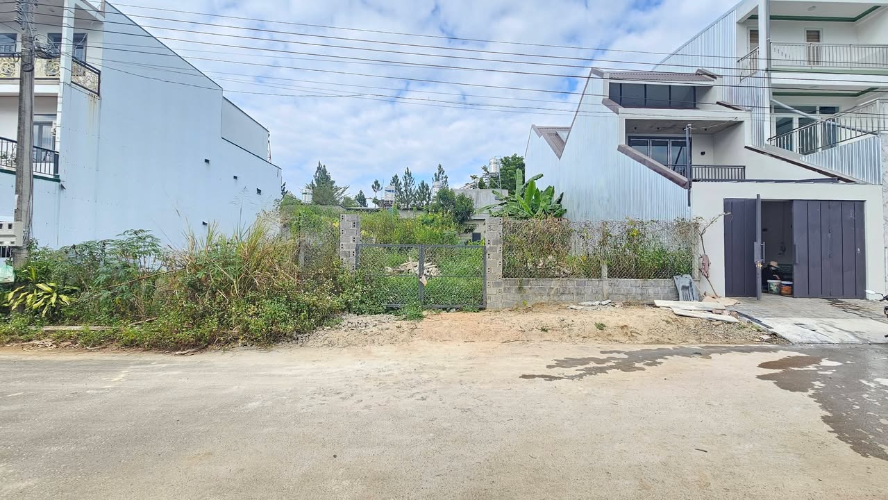 Đất thổ cư tại khu TĐC Phạm Ngọc Thạch, Bảo Lộc 100m² giá 2.38 tỷ - Đầu tư sinh lời ngay!