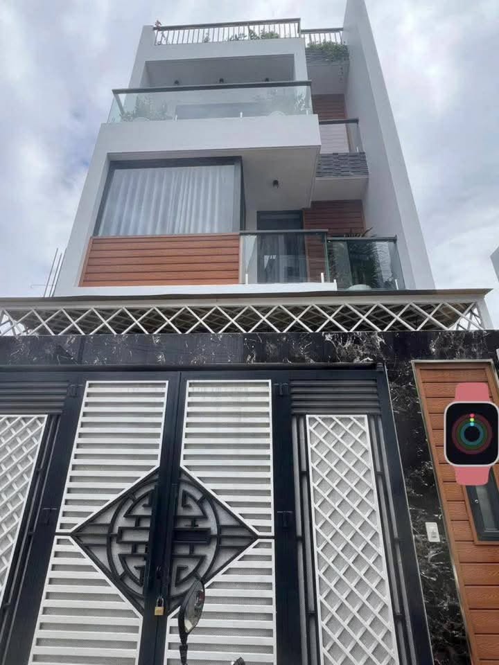 Nhà mới 4 tầng Cát Lái 75m² giá 9.3 tỷ - Thiết kế hiện đại, đầy đủ tiện nghi!