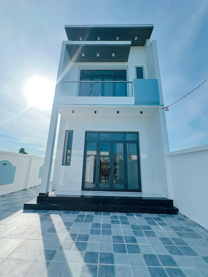 Nhà riêng 150m² tại Cần Giuộc giá 3.25 tỷ - Sổ hồng riêng, hỗ trợ vay ngân hàng