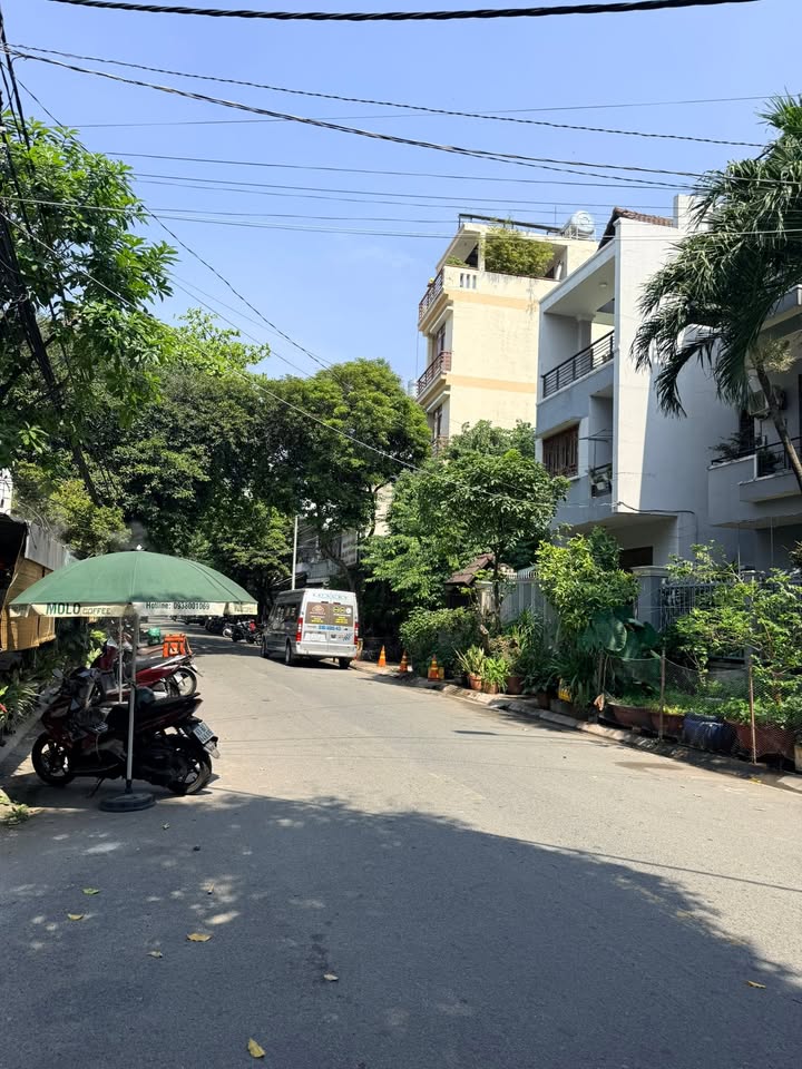 Nhà phố mặt tiền đường số Tân Kiểng, Quận 7, 80m² - Thiết kế hiện đại, giá tốt!