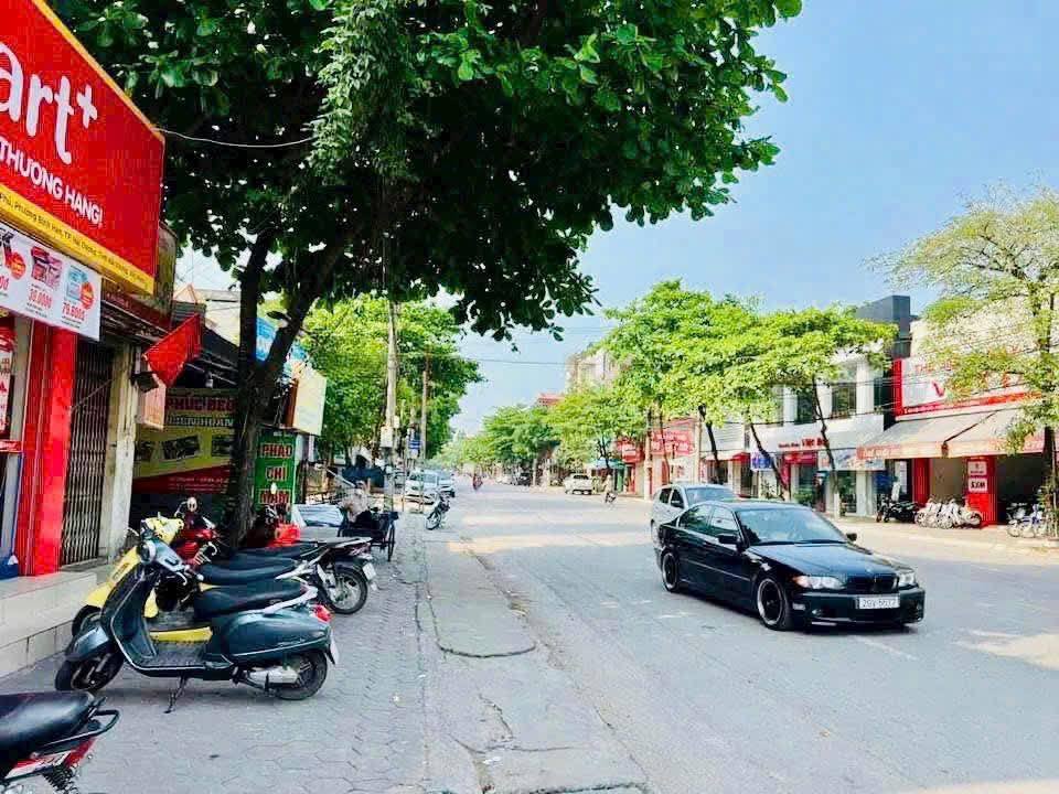 Bán gấp FrontHouse ngõ trung tâm Điện Biên Phủ 43m² - Hướng Bắc, giá 2 tỷ