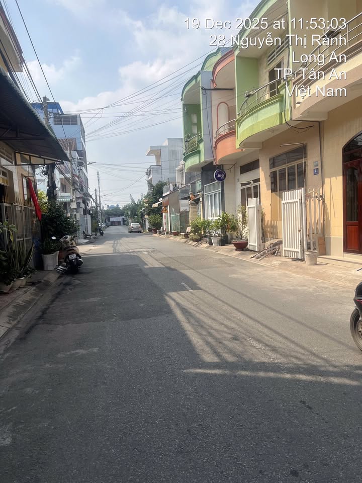 Bán gấp nhà mặt tiền trung tâm TP Tân An 64m² giá 4 tỷ - Kinh doanh đa ngành nghề!