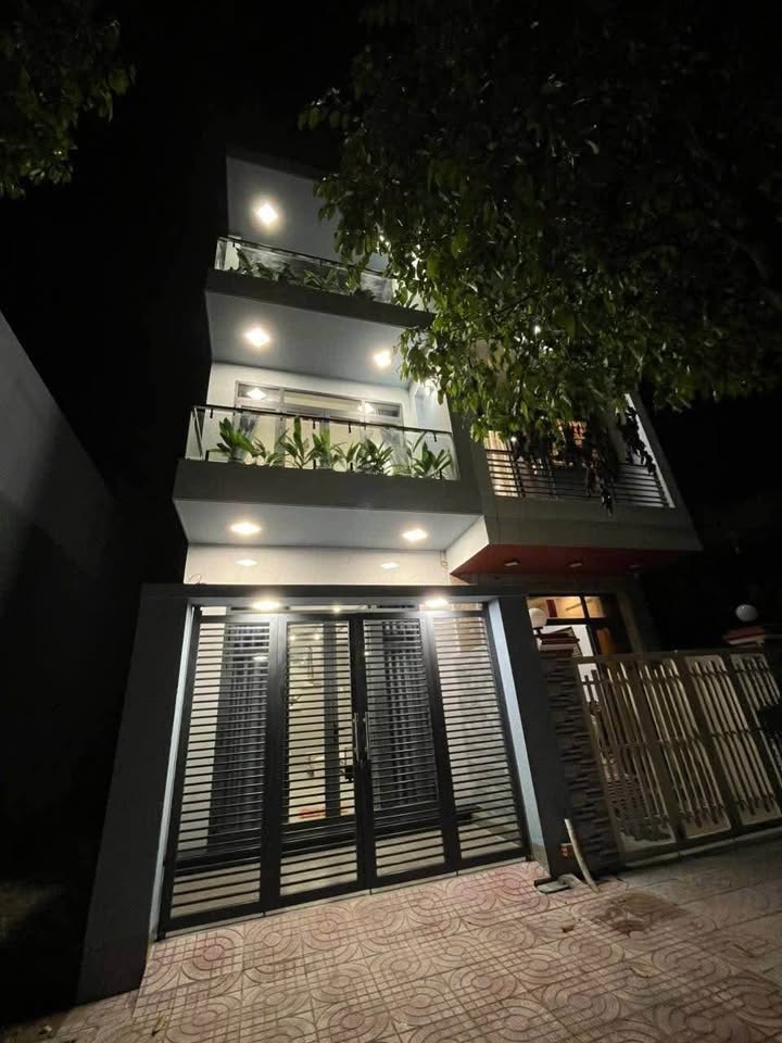 Nhà nguyên căn cho thuê gần AEON Idico 2, Tân An, 64m² - Sẵn sàng vào ở!