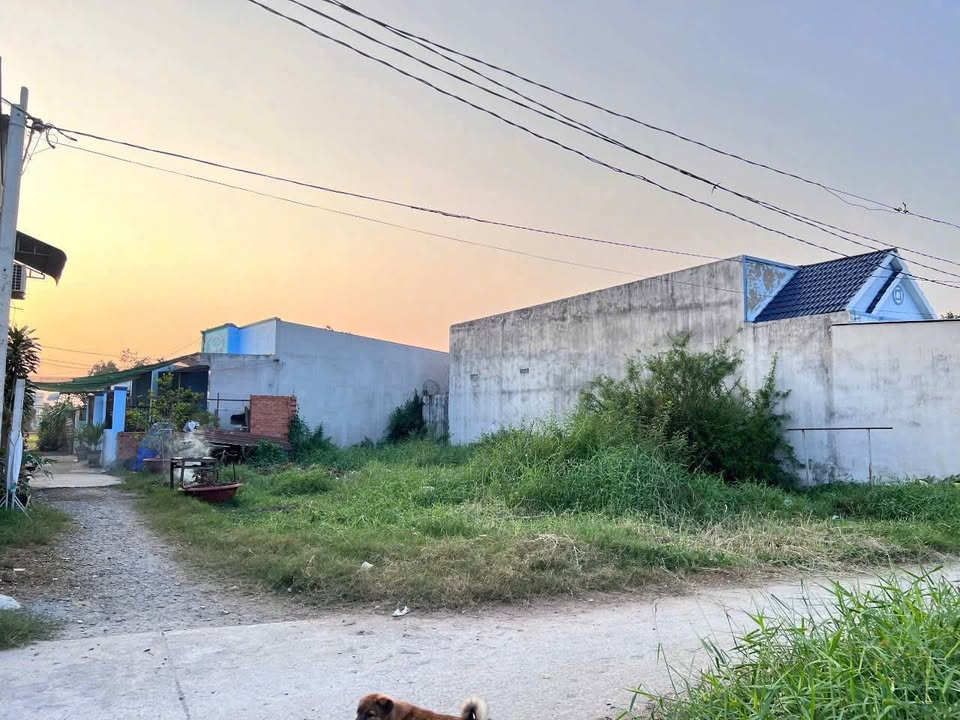 Lô đất thổ cư Đức Hòa Đông 140m² giá 1.35 tỷ - Vị trí đẹp gần KCN Tân Đức!