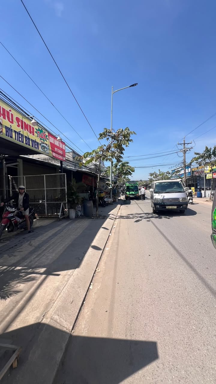 Nhà mặt tiền Gò Hưu, diện tích 282m² giá 5.5 tỷ - Kinh doanh thuận lợi!