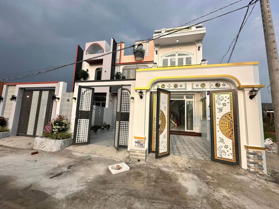 Nhà riêng tại Đức Hòa, 100m² giá 2.95 tỷ - Hướng Tây Nam, pháp lý rõ ràng!