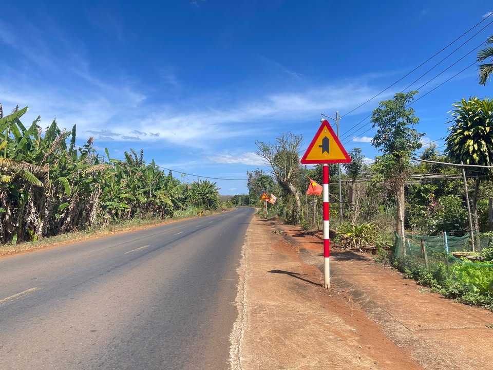 Đất nền mặt tiền ĐT 759B Huyện Bù Đốp 1000m² giá 1.1 tỷ - Cơ hội đầu tư hấp dẫn!