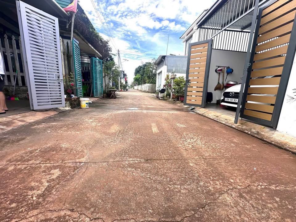 Đất nền Phường Thành Công, BMT 95m² giá 2.09 tỷ - Sổ hồng chính chủ, vị trí đắc địa!