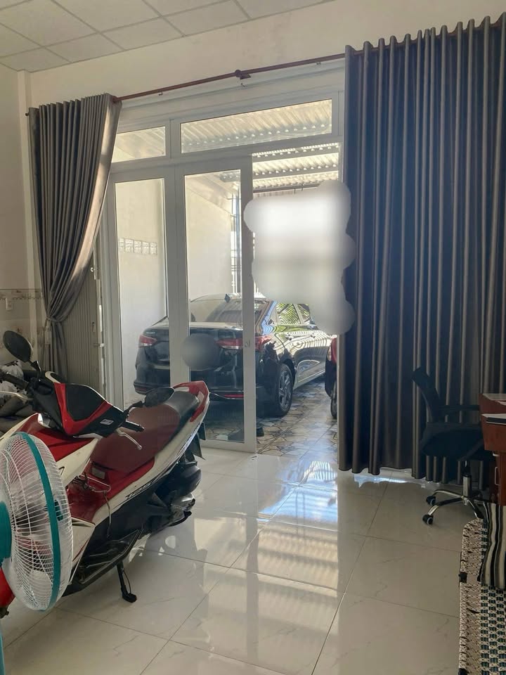 Nhà cấp 4 KDC Hoàng Phát, Bạc Liêu 100m² giá 1.35 tỷ - Sẵn sàng vào ở!