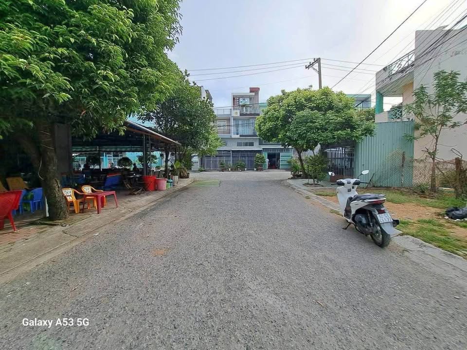 Đất nền KDC Chợ Gò Đen, Bến Lức 105m² giá 2.85 tỷ - Đầu tư sinh lời ngay!