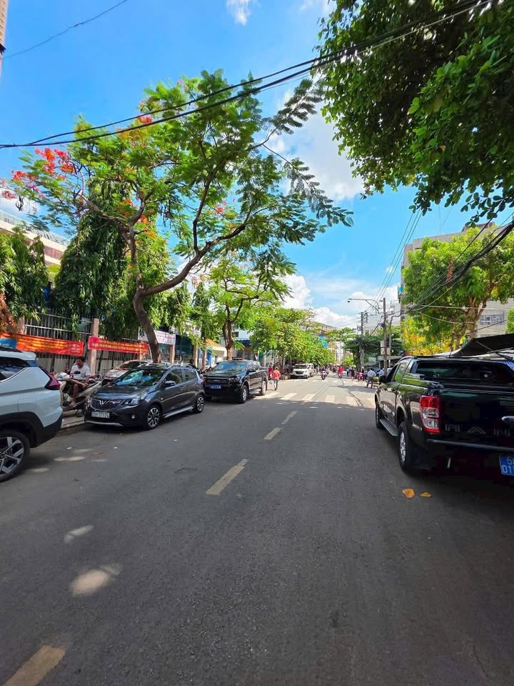 Bán nhà 60m² Cư Xá Bình Thới, Q11 - Hướng Bắc, giá 12.9 tỷ - Đầu tư sinh lời!