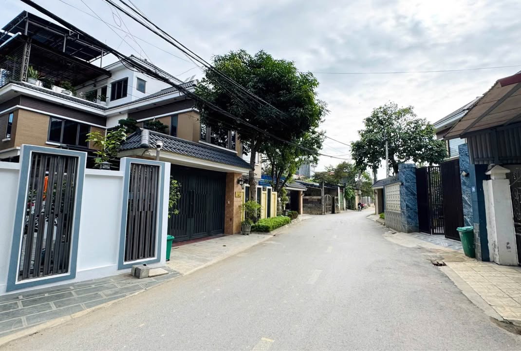 Nhà phố Phan Đình Phùng Thái Nguyên 85m² giá 3 tỷ - Gần Trung Tâm Y Tế!