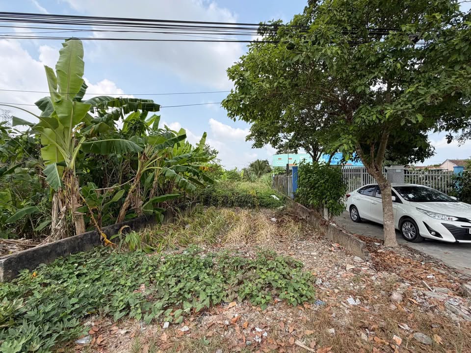 Đất nền mặt tiền Võ Văn Kiệt, Sóc Trăng 200m² giá 2.7 tỷ - Vị trí đắc địa gần bệnh viện!