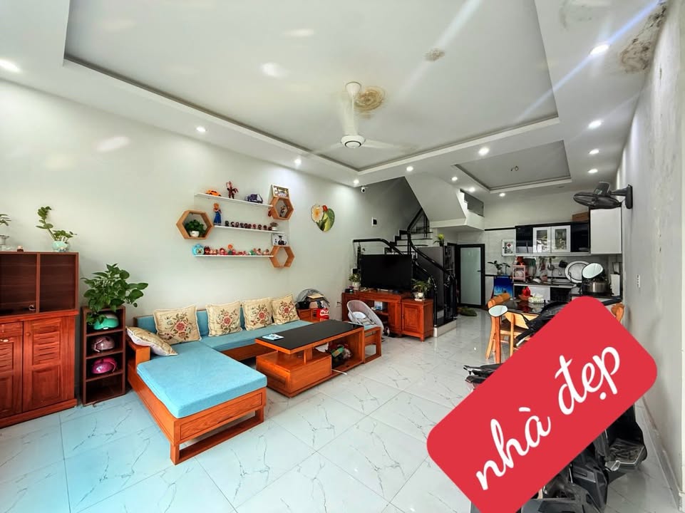 Nhà 3 tầng phường Lê Lợi 40m² giá 2.6 tỷ - Sẵn sàng vào ở ngay!