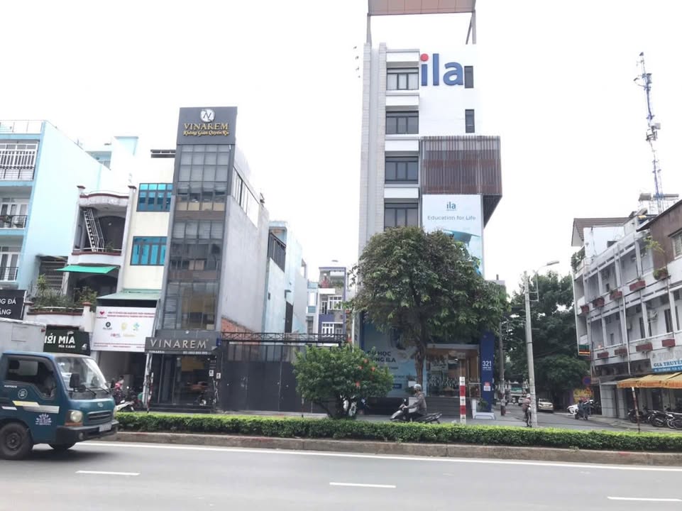 Đất 2MT đường Cộng Hòa, P.13, Tân Bình 232m² giá 75 tỷ - Vị trí đắc địa gần nhà ga T3!