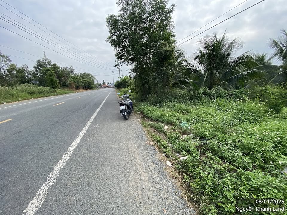 Đất nền mặt tiền HL173, xã Hữu Định, 185m² - Giá chỉ 2.05 tỷ!