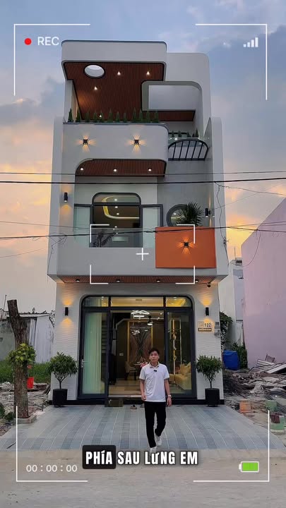 Nhà 1 trệt 2 lầu KDC Hồng Loan 80m² giá 5.95 tỷ - Sổ Hồng hoàn công chính chủ