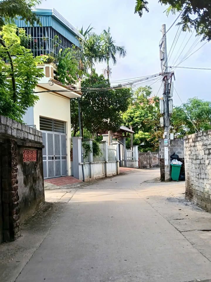 Nhà riêng Xã Hồng Vân, Huyện Thường Tín, 46.8m² giá 3.4 tỷ - Ô tô đỗ cửa, khu dân cư phát triển!