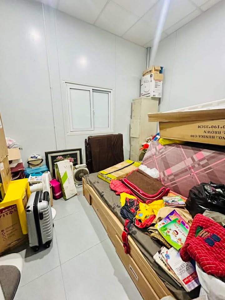 Nhà Hồng Mai, Quận Hai Bà Trưng 26m² giá 9.5 tỷ - Thiết kế hợp lý, tiện ích đầy đủ!