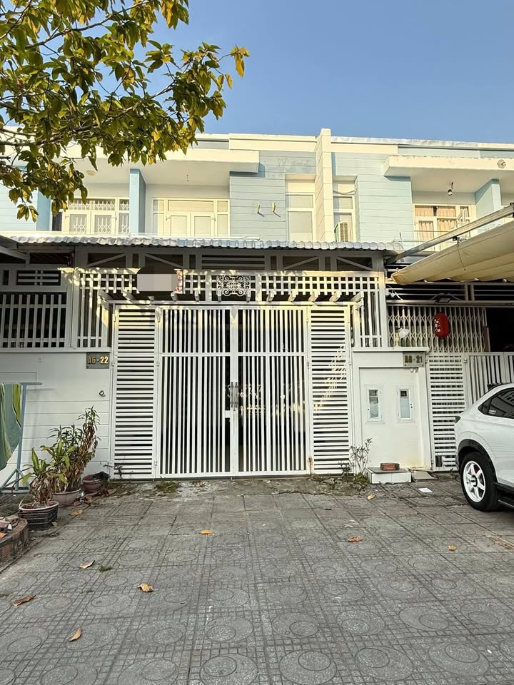 Nhà phố KĐT Tây Bắc Rạch Giá 100m² giá 3 tỷ - Hướng Tây Nam, sẵn sàng vào ở!