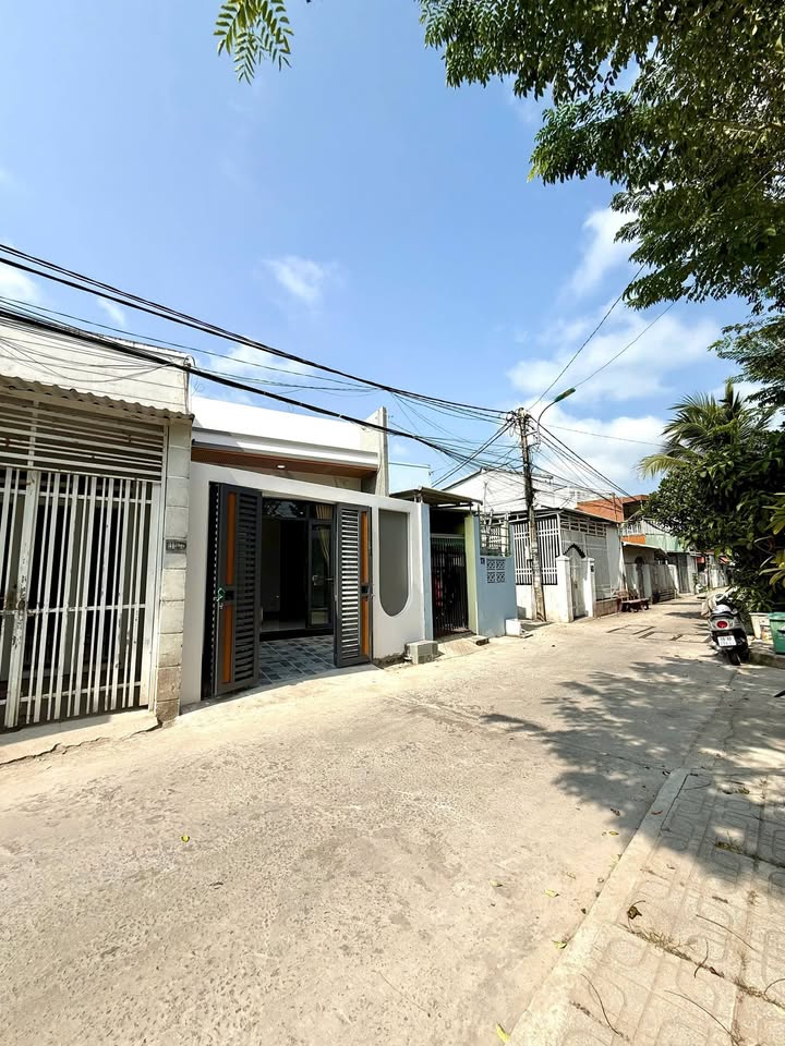 Nhà mới hoàn thiện hẻm 81 Trương Định, 80m² giá 1.68 tỷ - Sẵn sàng vào ở ngay!