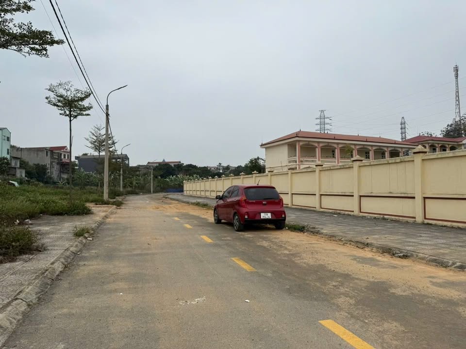 Đất thổ cư 115m² tại Đại lộ Hùng Vương, Phường Vân Phú - Giá chỉ 2.9 tỷ, nhanh tay kẻo lỡ!