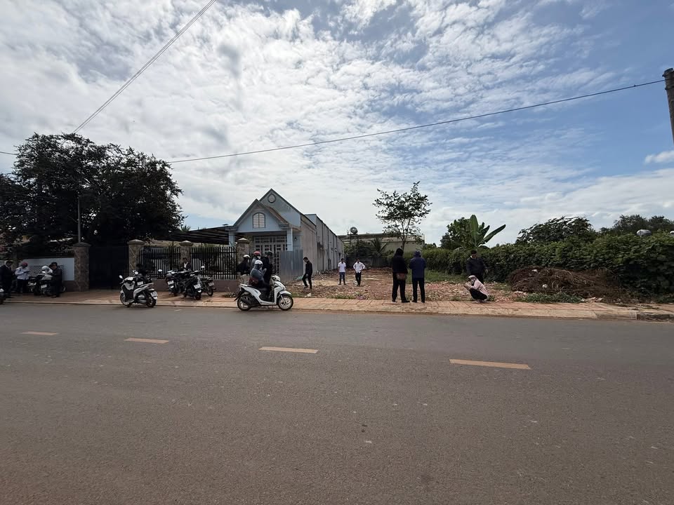 Đất nền mặt tiền Hồ Thị Hương, 950m² giá 3 tỷ - Đầu tư sinh lời ngay!