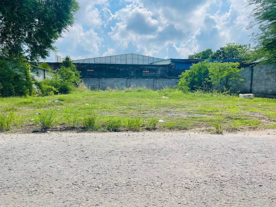 Đất thổ cư Củ Chi 120m² giá 2.2 tỷ - Vị trí đẹp, tiện ích đầy đủ!