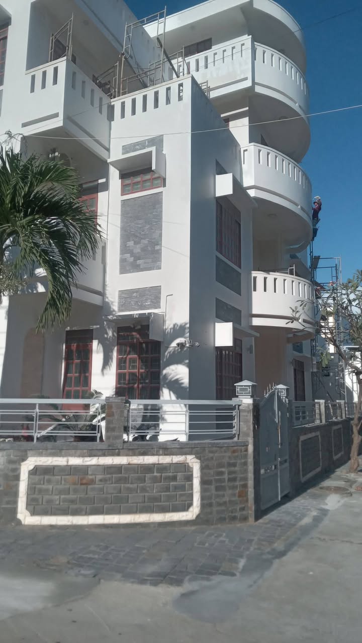 FrontHouse Nha Trang 60m² giá 4.8 tỷ - Tiềm năng tăng giá mạnh!