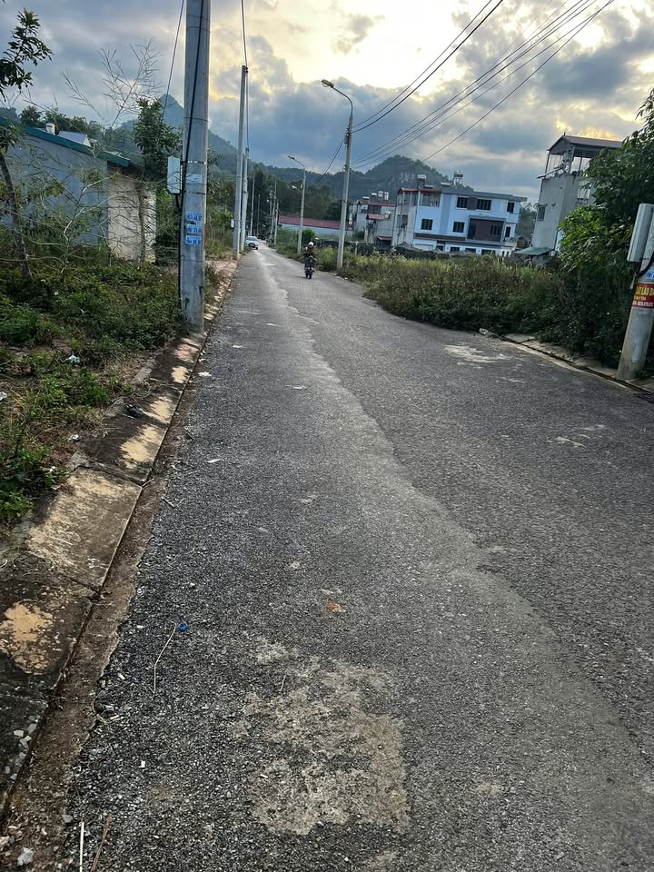 Đất nền Khu đô thị BV Sơn La 92m² giá 1 tỷ - Cơ hội đầu tư tuyệt vời!