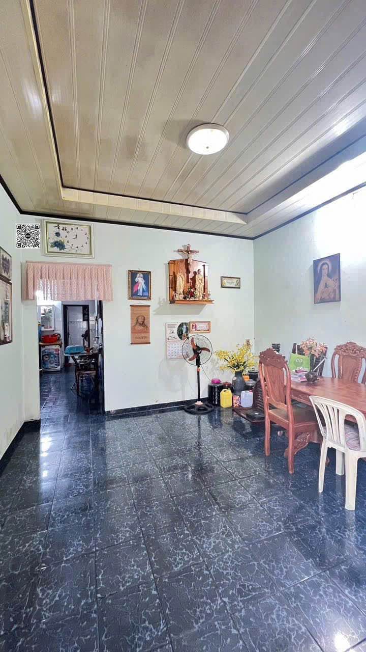 Nhà riêng Tân Hòa Biên Hòa 121m² giá 2.3 tỷ - Sân ô tô, gần chợ