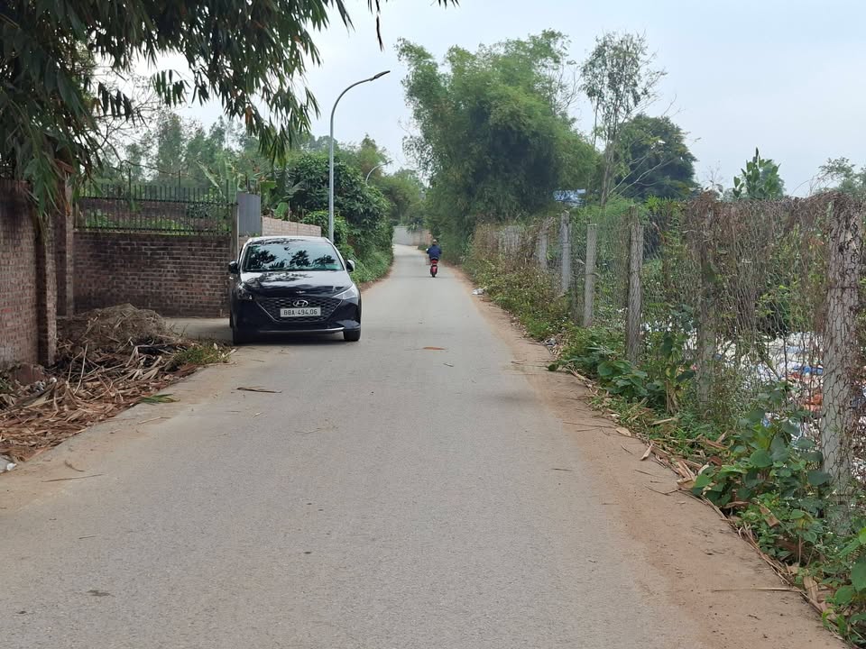 Đất 2 mặt tiền Thôn Mé, Hướng Đạo, 100m² - Đầu tư sinh lời tốt!