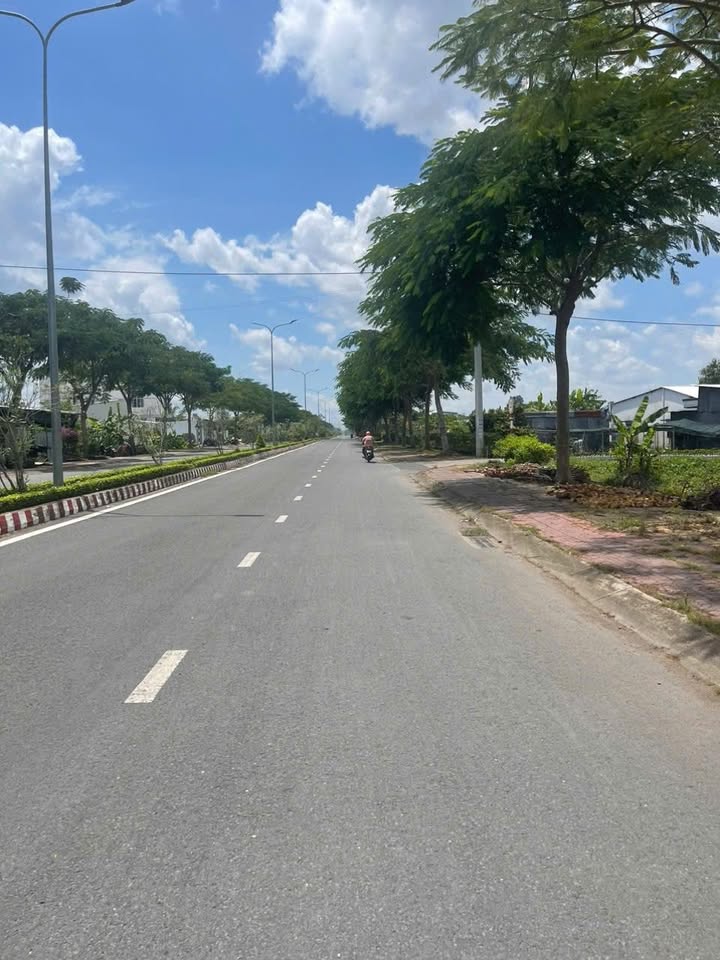 Đất nền mặt tiền đường Trần Thị Nhượng, Sa Đéc 220m² giá 1.9 tỷ - Kinh doanh thuận lợi!