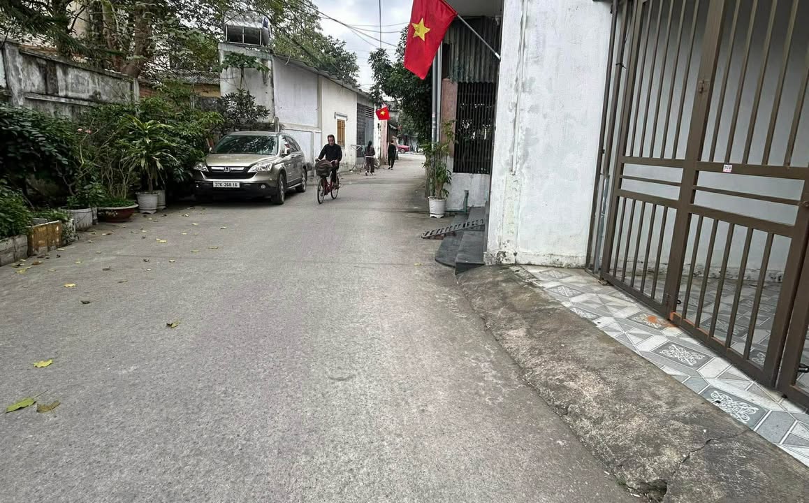 Nhà cấp 4 Đào Tấn, Cửa Nam 86m² chỉ 3 tỷ - Đường thông ô tô tránh nhau