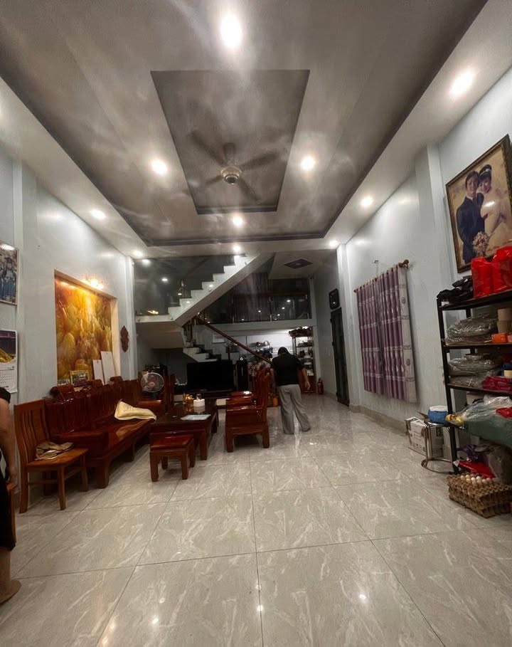 Nhà 3 tầng hẻm xe hơi Ngô Chí Quốc 173m² giá 6 tỷ - Đầu tư sinh lời hấp dẫn!