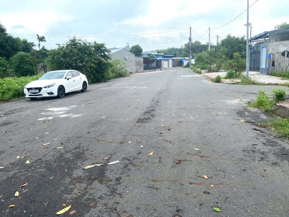 Bán gấp FrontHouse khu Lan Anh, 100m² giá chỉ 1.58 tỷ - Vị trí đắc địa