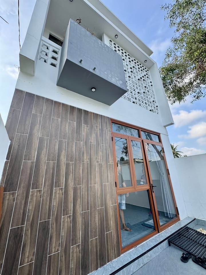 Nhà mới Phường 1, Trà Vinh 95m² giá 1.58 tỷ - Full nội thất ready!