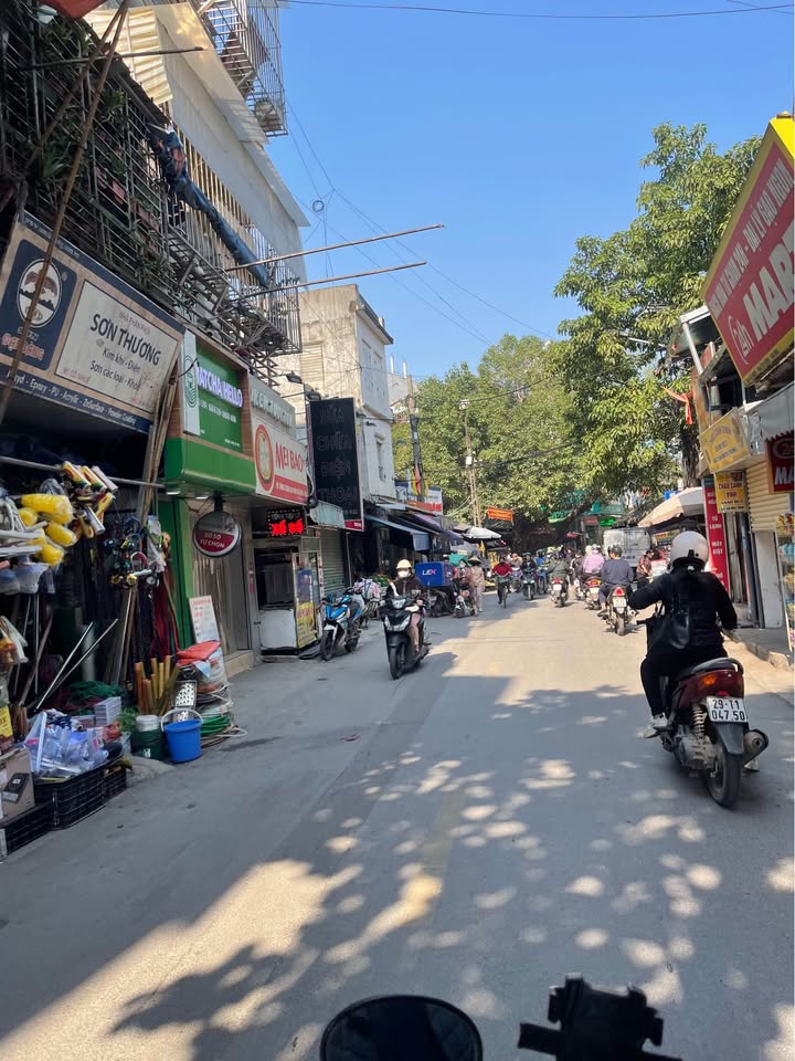 Nhà cấp 4 Cổ Nhuế 48m² giá 6 tỷ - Ô tô đỗ cổng, ở ngay!