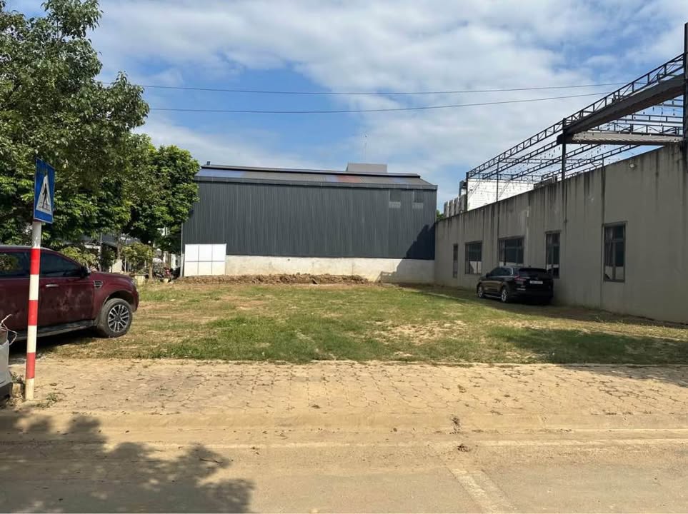 Townhouse HUD Đồng Bẩm 300m² 12 tỷ - Giá tốt hiếm có